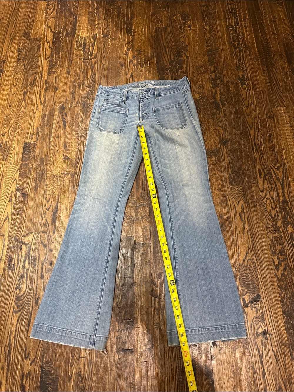 American Eagle Outfitters Light Wash Wide Leg Jeans